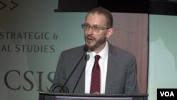 로버트 켑키 미국 국무부 동아태 일본∙한국∙몽골 담당 부차관보가 12일 워싱턴의 전략국제문제연구소(CSIS)에서 열린 ‘미한일 3국협력 강화’ 토론회에서 기조연설을 했다.