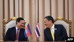 នាយករដ្ឋមន្ត្រី​កម្ពុជា​លោក ហ៊ុន ម៉ាណែត និងនាយករដ្ឋមន្ត្រី​ថៃលោក Srettha Thavisin ចូលរួម​ពិធីចុះហត្ថលេខា​លើ​អនុស្សរណៈនៃការយោគយល់ នៅវិមាន​រដ្ឋាភិបាលថៃ ក្នុងទីក្រុងបាងកក កាលពីថ្ងៃទី៧ ខែកុម្ភៈ ឆ្នាំ២០២៤។