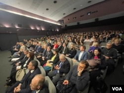 Projekcija filma "20 dana u Marijupolju" u Dvorani Kulturnog centra Beograda (Foto: Glas Amerike/Stefan Miljuš)