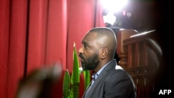 Jose Filomeno dos Santos, fils de l'ancien président angolais, comparaît devant la Haute Cour à Luanda, le 9 décembre 2019.(AFP /Joao da Fatima)