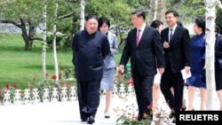 2019년 6월 시진핑 중국 국가주석이 북한 평양을 방문해 김정은 국무위원장과 회담을 가졌다.