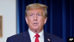 រូបឯកសារ៖ អតីតប្រធានាធិបតីសហរដ្ឋអាមេរិកលោក Donald Trump ថ្លែងទៅកាន់អ្នកសារព័ត៌មាន នៅរដ្ឋធានីវ៉ាស៊ីនតោន កាលពីថ្ងៃទី ៩ ខែមករា ឆ្នាំ ២០២៤។ 