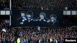 Koreografija navijača engleskog fudbalskog kluba Everton iz Liverpula, rodnog grada članova Bitlsa, u aprilu 2023. (Foto: Action Images via Reuters/Jason Cairnduff )