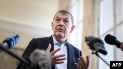 Komisioner Jenderal UNRWA, Philippe Lazzarini, berbicara kepada wartawan terkait situasi di Gaza, di Kantor PBB di Jenewa, Swiss, pada 13 Februari 2023. (Foto: AFP/Fabrice Coffrini)