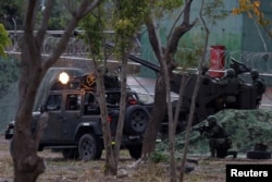 台湾军队在台东举行军演。（2024年1月31日）