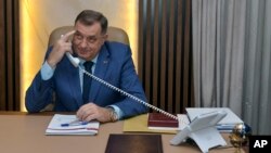Milorad Dodik, predsednik Repub (Foto: AP/Radivoje Pavicic)