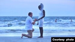 Lokacin da James ya nemi amincewa Bishara don su yi aure (Facebook/Joy Bishara)