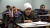 Anak-anak mengikuti kelas bahasa Arab di Masjid Dearborn di Michigan pada 12 Maret 2023. (Foto: VOA)