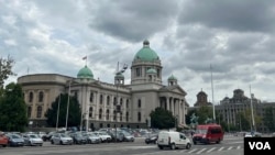 Zgrada Skupštine Srbije ispred koje se održavaju protesti "Srbija protiv nasilja"