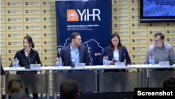 Skup o rezoluciji o Srebrenici čije se usvajane čeka u Ujedinjenim nacijama, u organizaciji Inicijative mladih za ljudska prava, u Medija centru u Beogradu, 24. aprila 2024.