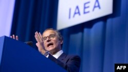 라파엘 그로시 국제원자력기구(IAEA) 사무총장이 오스트리아 빈에서 열린 제67차 IAEA 정기총회에서 연설하고 있다.