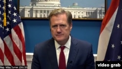 Predsjedavajući Odbora Predstavničkog doma za obavještajne poslove i republikanski kongresmen iz države Ohio Mike Turner. (Foto: Zoom)