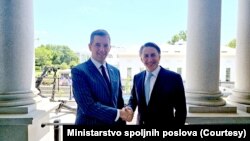 Marko Đurić sa Ejmosom Hokstinom u Beloj kući, 11. jula 2024. (foto: MSP)