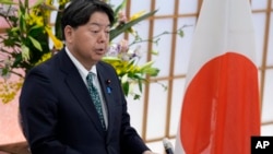 日本外相林方正2023年3月6号在东京对媒体透露,他将于3月31号访问中国与中国外长前国务委员秦刚会晤。这是过去三年间两国关系摩擦不断,尤其是北京近来以间谍罪逮捕一名在华公司的日本人以来,日本最高外交官第一次访问中国。