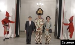 Kaisar Naruhito mengulang kunjungan ayahnya, Akihito ke Keraton Yogyakarta pada 1991. (foto media pool Humas Jogja)