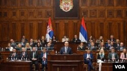 Prva posebna sednica Skupštine Srbije u novom sazivu, na čijem dnevnom redu je izbor Vlade Srbije i polaganje zakletve predsednika i članova Vlade (foto: Peđa Vučković / Fonet)