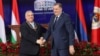 Dodik odlikovao Orbana, obećanja o još jačim vezama