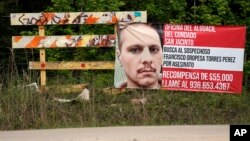 Plakat sa likom Franciska Oropeze, osumnjičenog za petostruko ubistvo 