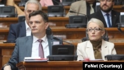 Poslanici SNS na sednici Skupštine Srbije 31. maj 2023. (FoNet)