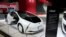 Kendaraan listrik yang diproduksi Toyota dipamerkan dalam acara Chicago Auto Show, pada 9 Februari 2023. (Foto: AP/Charles Rex Arbogast)
