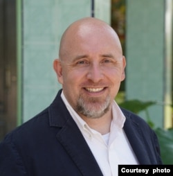 Michael Quinlan, Ph.D. dari Baylor University, Waco, Texas dan dosen tamu di ICRS, UGM Yogyakarta