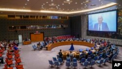 17일 뉴욕 유엔본부에서 열린 북한 인권 관련 안보리 공개회의에서 폴커 투르크 유엔 인권최고대표가 화상으로 모두발언을 했다.