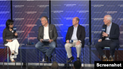 (右起)共和党联邦参议员约翰·科宁、民主党联邦参议员克里斯·库恩斯、共和党联邦参议员丹·苏利文，与阿斯彭安全论坛单元讨论主持人、《华盛顿邮报》记者艾伦·中岛针对一系列美国国家安全问题进行讨论。(视频截图，2024年7月19日)