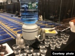 Universitas Harvard menyediakan minuman dan makanan halal gratis untuk buka puasa di kampus setiap harinya (dok: Devina Faustanisa)