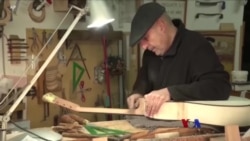 အသံကောင်းတဲ့ စပိန်ဂီတာများ  အသံကောင်းတဲ့ စပိန်ဂီတာများ