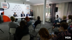 Konferencija za novinare pomatračke misije CRTA na kojoj su predstavljeni preliminarni nalazi o monitoringu izbornog dana i ocena kvaliteta procesa glasanja (foto: Milica Vučković / Fonet)