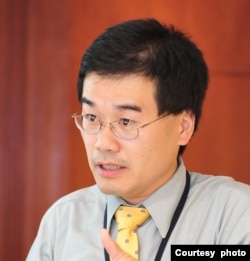 美国波士顿东北大学财务金融系副教授邱万钧。（邱万钧提供）