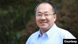 中国《光明日报》前评论部副主任董郁玉2024年11月29日被中国以间谍罪判刑7年。（照片来自网络）