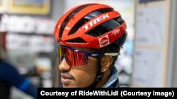  ናትናኤል ናብ ዋሺንግተን ዲሲ ኣመሪካ ንምልላይ ምስ ሓዳስ ጋንታኡ ኣብ ዝመጽኣሉ እዋን ዝተላዕለ