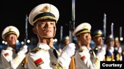 A Chinese honor guard welcomes Central Asian leaders to a summit in Xian in northwest Shaanxi province, May 17, 2023. (Courtesy President.uz)