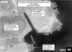 지난 5월 북한 남포항에 '아사봉(A SA BONG)', '남대봉(NAM DAE BONG)', '금야강1(KUM YA GANA 1)' 호가 정박해있다. 유엔 대북제재위원회 전문가패널이 27일 공개한 중간보고서에 포함된 위성사진이다.