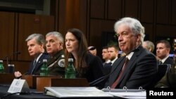 "Це значно ширше, ніж питання НАТО", - переконаний директор ЦРУ Вільям Бернс (праворуч). Фото: Reuters/Mary F. Calvert