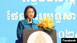 រដ្ឋ​មន្រ្តី​ក្រសួង​កិច្ចការ​នារី​លោកស្រី អ៊ឹង កន្ថាផាវី ថ្លែងក្នុង​ពិធីសម្ពោធ​ផែន​ការ​យុទ្ធសាស្ត្រ​នារីរតនៈ​ទី៦ ឆ្នាំ​២០២៤-២០២៨