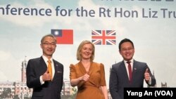 英国前首相特拉斯访问台湾展现支持之意，引起北京剧烈反弹。（美国之音特约记者杨安摄影）