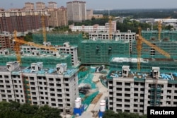 资料照：碧桂园在天津开发的一处住宅区建筑工地。（2023年8月18日）