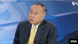 资料图片：美国之音2023年8月专访香港议会发起人袁弓夷。