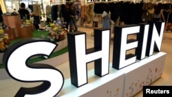 资料照：新加坡商场里希音公司的标识。（2024年4月4日）