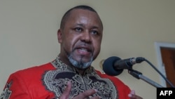 Le vice-président du Malawi, Saulos Chilima, s'exprime lors d'une conférence de presse dans sa résidence, Lilongwe, le 5 février 2020.