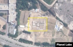 개성공단 내 공터에 새로운 건물(사각형 안)이 들어서고 있다. 사진=Planet Labs