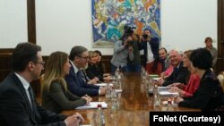 Predsednik Srbije Aleksandar Vučić sastao se sa administratorkom Američke agencije za međunarodnu saradnju (USAID) Samantom Pauer (FoNet)