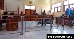 Suasana sidang Pengadilan Negeri Buol, Sulawesi Tengah. (Foto: Courtesy/PN Buol)