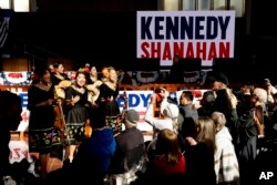 All-female mariachi group Las Colibrí sings for supporters of independent presidential candidate Robert F. Kennedy Jr., March 30, 2024, in Los Angeles.
