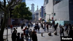 上海一个商业区的步行街（2023年3月14日）