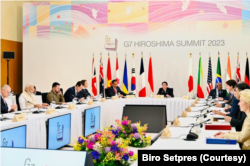 Dalam KTT G7 Presiden Jokowi ajak semua pemimpin dunia untuk segera menghentikan perang karena sudah banyak korban berjatuhan. (Foto: Biro Setpres)