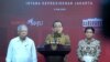 Mensesneg Pratikno (tengah ) dalam konferensi pers di kantor Presiden , Jakarta, Senin (3/6) mengatakan Presiden Jokowi telah mengeluarkan Kepress pengangkatan Menteri PUPR Dan Wakil Menteri ATR sebagai PLT Kepala Dan Wakil Kepala OIKN. (Biro Setpres)