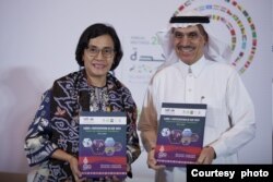 Menkeu RI Sri Mulyani Indrawati bersama Presiden Islamic Development Bank (IsDB) Dr. Muhammad Sulaiman Al Jasser dalam pertemuan di Jeddah, Arab Saudi Mei 2023. (courtesy: Kemenkeu RI).